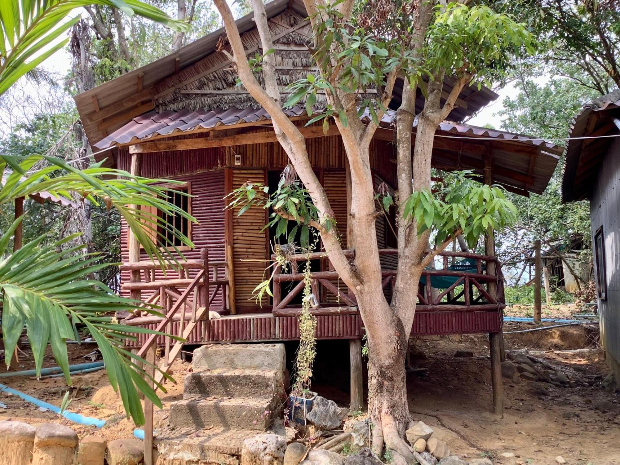 Cocohuts Hostel Koh Rong Sanloem Exterior photo