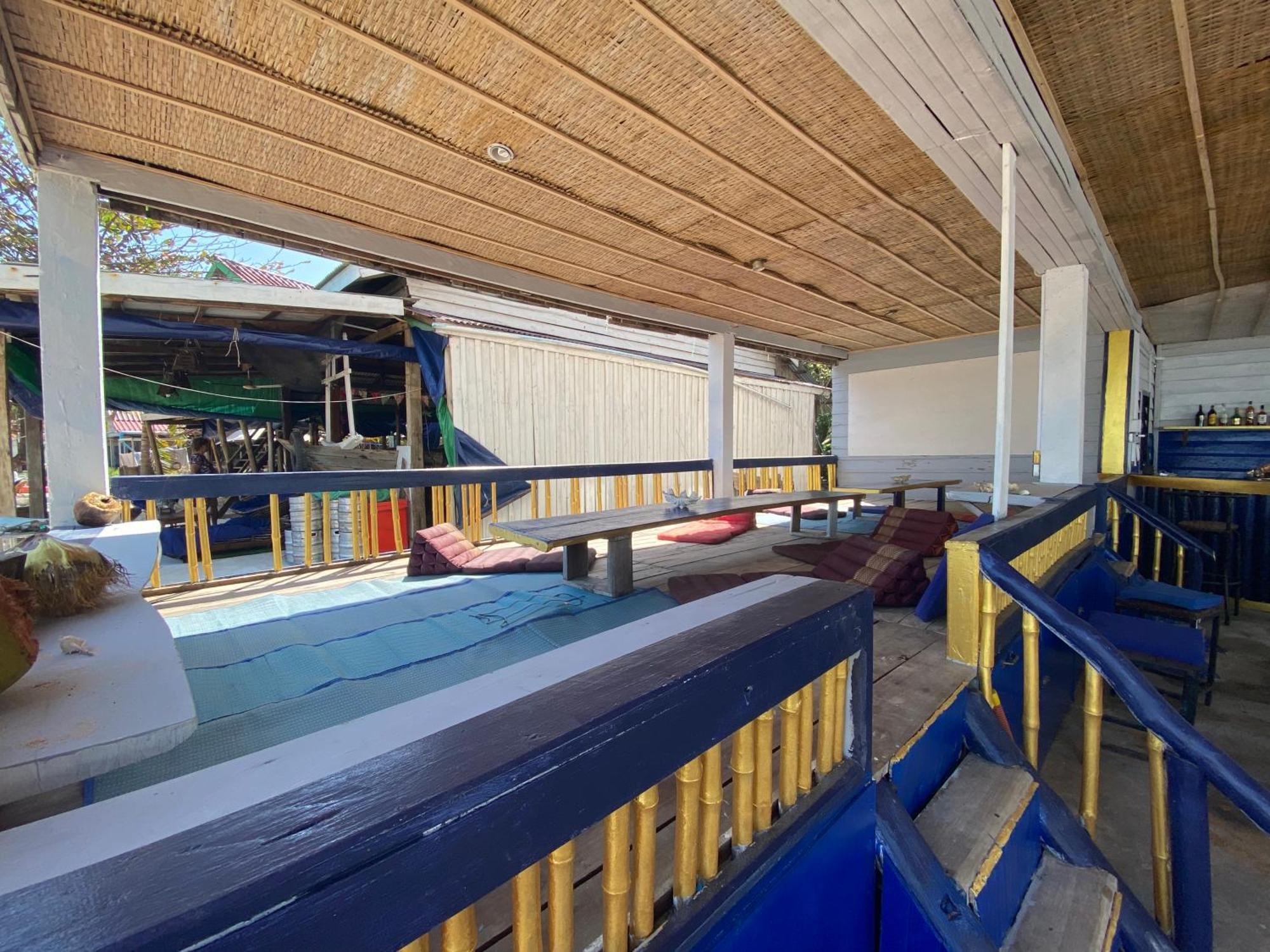 Cocohuts Hostel Koh Rong Sanloem Exterior photo
