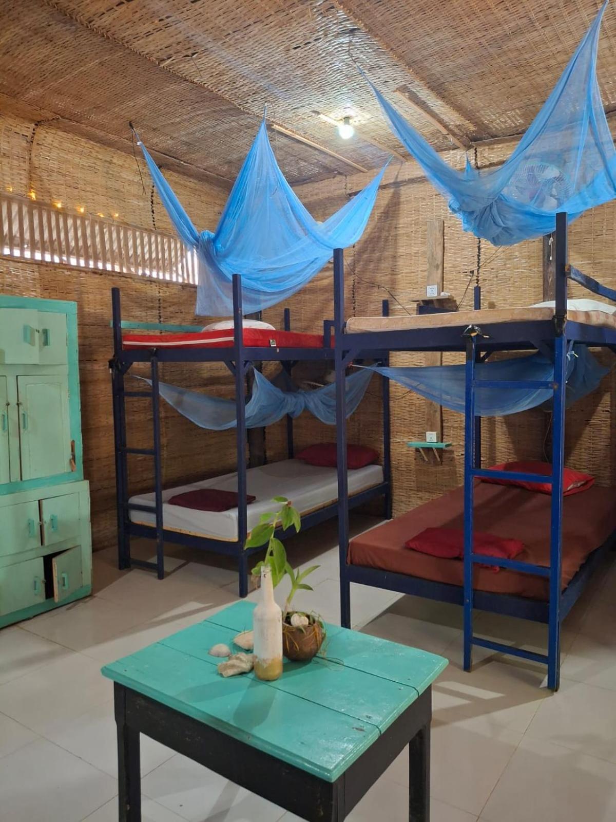 Cocohuts Hostel Koh Rong Sanloem Exterior photo